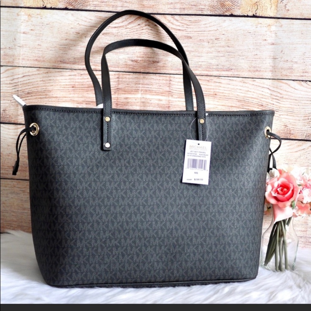 Brand New With Tags 🍁🍀🌿🍃🎋